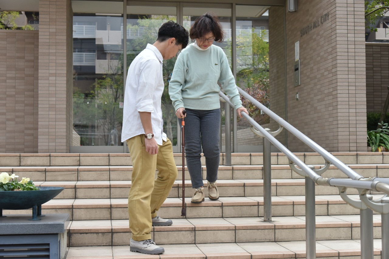 堺市の施設（介護付き有料老人ホーム）での自費リハビリ